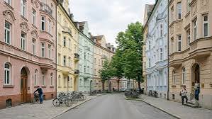 Fünf Angebote für Wohnimmobilienverwaltung in München – Leistungen und Zuständigkeiten sorgfältig vergleichen